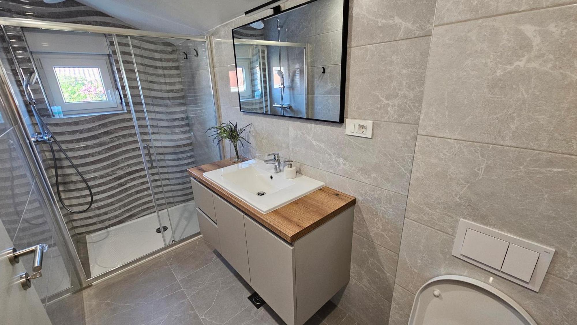 Blue Moon Apartment, Now With Jacuzzi Appartement