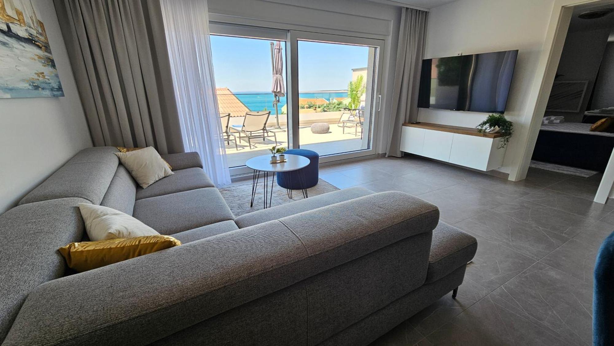 Blue Moon Apartment, Now With Jacuzzi Apartament